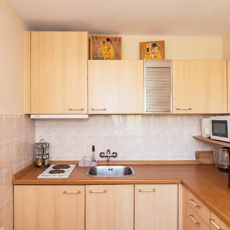 Lazur 102 Apartment Burgas